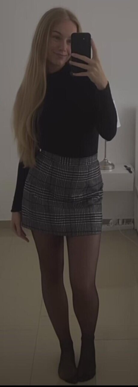 Nadine Von Relaxasmr