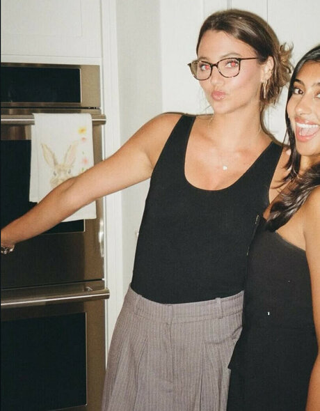 Anna Claire Howland  Annaclairehowland