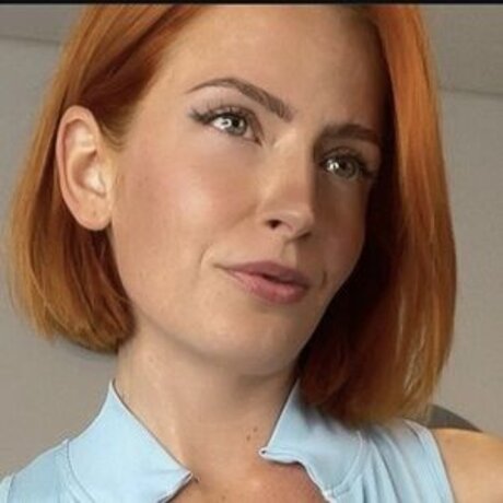 Hat Jemand Was Von Ihr 