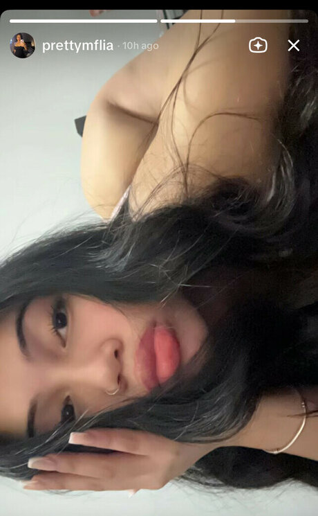 Prettymfliaa  nude leaked OnlyFans photo