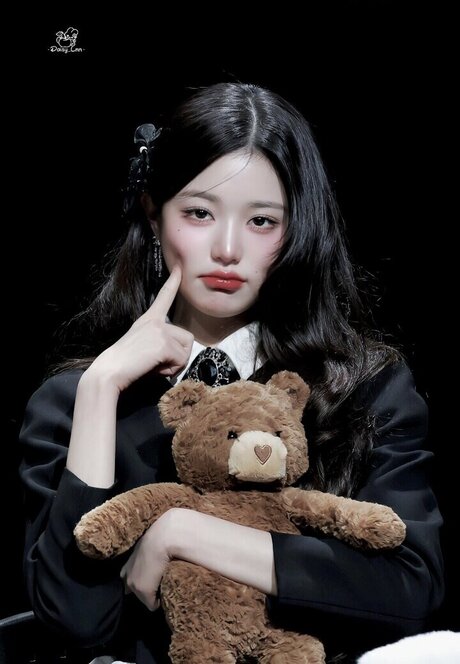 Jang Wonyoung