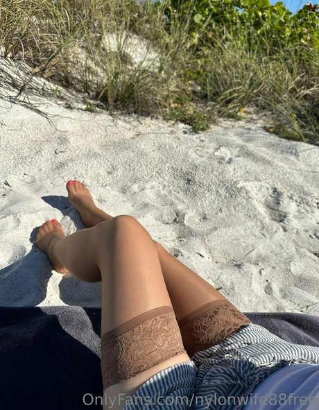 Nylonwife88free