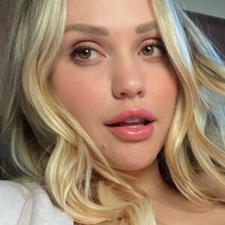 Miamalkova  nude leaked OnlyFans photo