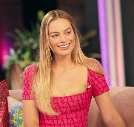Margot Robbie