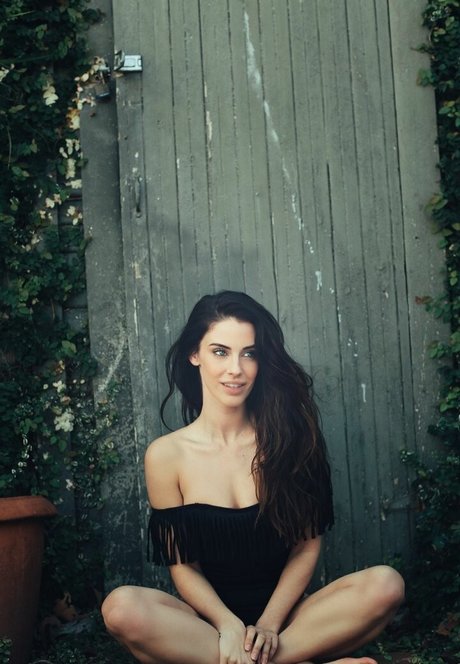 Jessica Lowndes