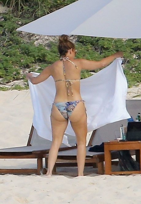 Jennifer Lopez
