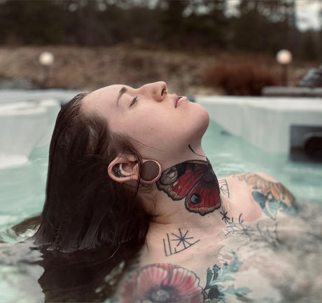 Radical Reb Trans Valkyrie