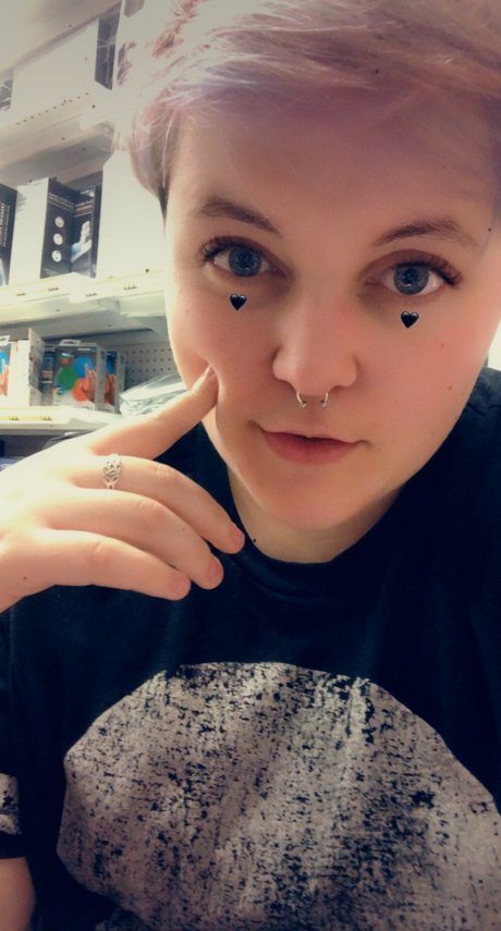 Quietlyhere  nude leaked OnlyFans photo