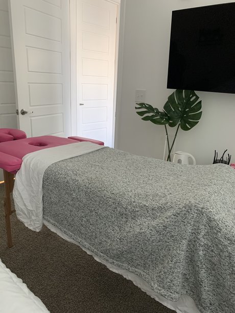 Black Goddess Of Massage