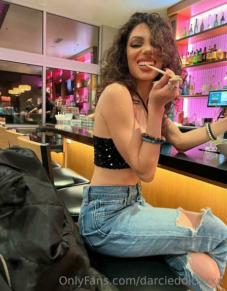 Darciedolcexxx
