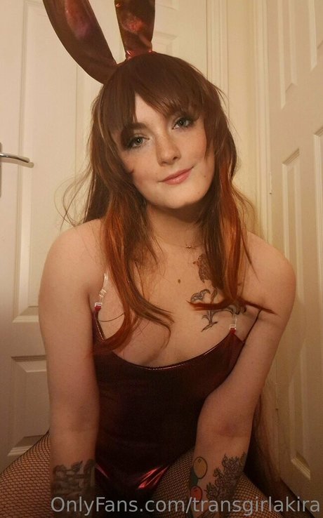 Transgirlakira