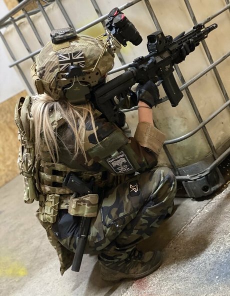 Femmefataleairsoft