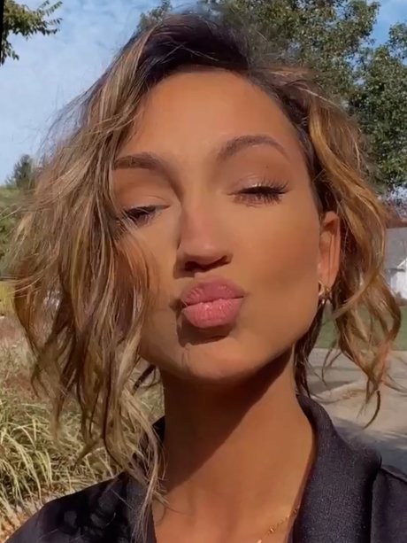 H E A R T  T H R O B