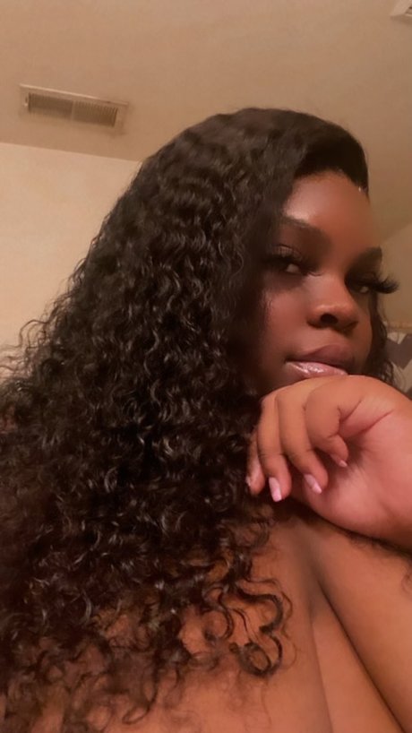 The Deepthroat Queen