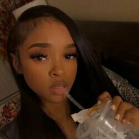 Xolanismom  nude leaked OnlyFans photo