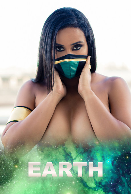 Mariana Jade  Lewd Cosplay