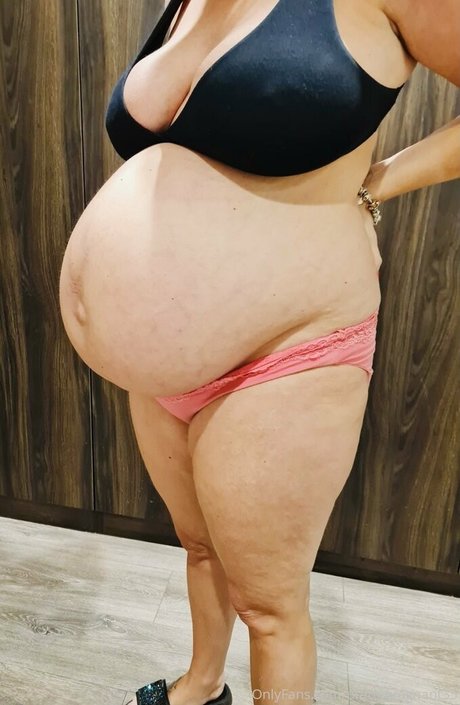 Prettypregnant35