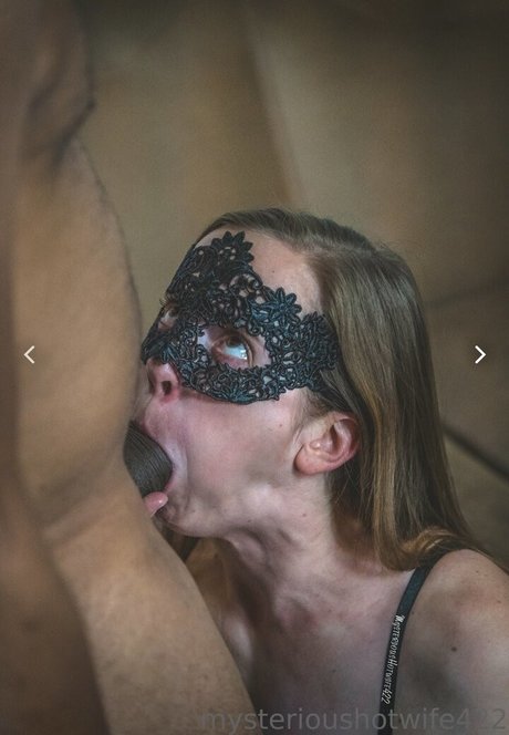 Mysterioushotwife422