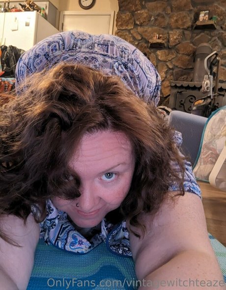 Vintagewitchteaze