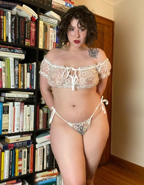 Oliveapple42  nude leaked OnlyFans photo