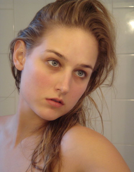 Leelee Sobieski