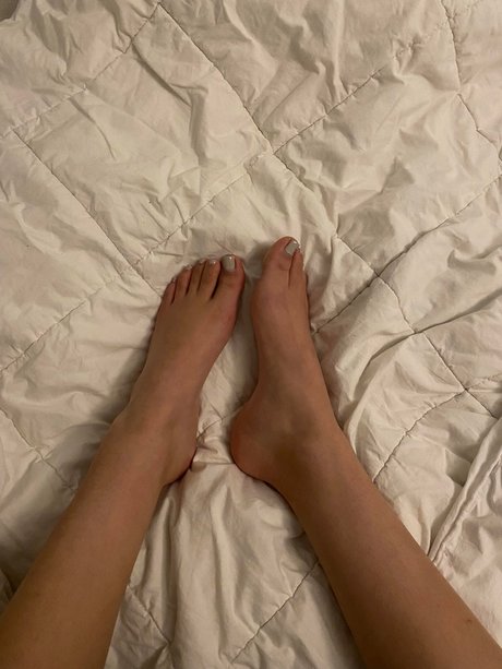Feet Pictures