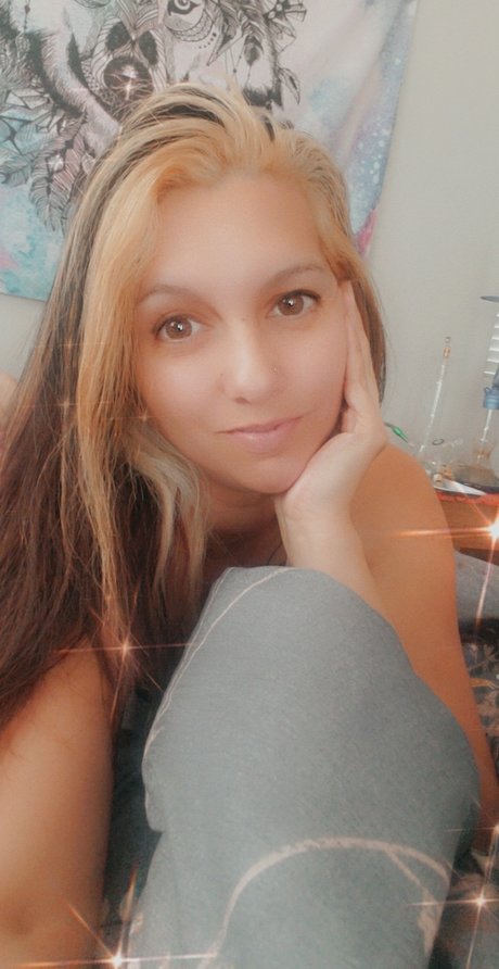 Pandora In The Desert Backstage