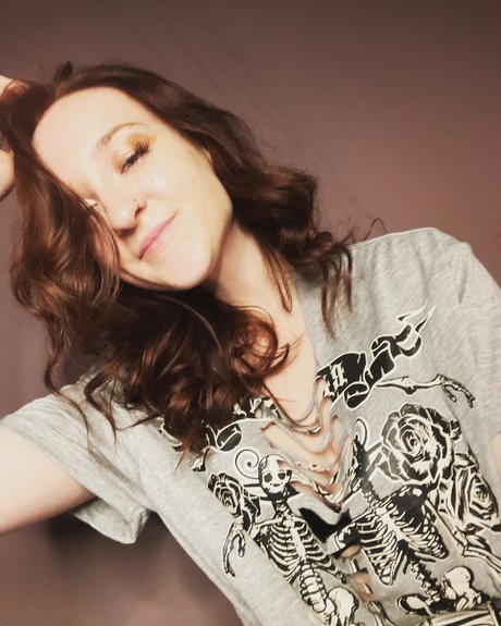 Luna Rose Video Store