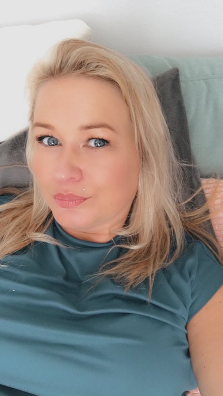 Chrisi  nude leaked OnlyFans photo