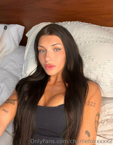 Charliefoxxxxx2