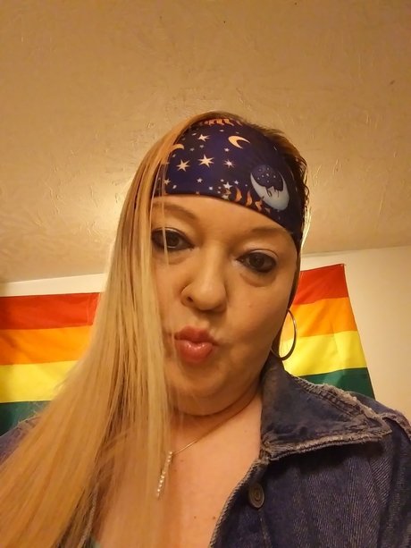 Kizzys World  Trans Girl Next Door