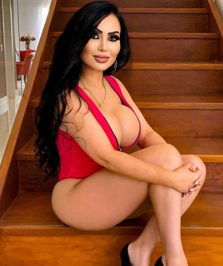 Ana Paulo Oliveira Influencer Milf