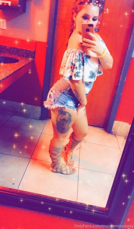 Therealmissdaisy