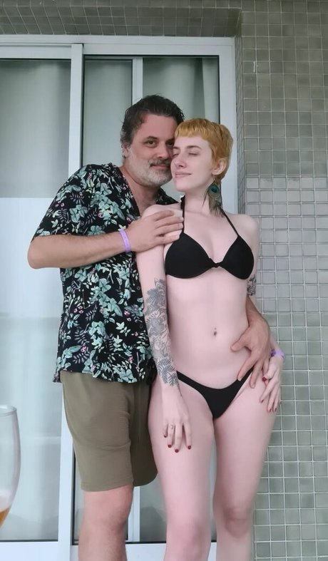 Bela Castelhonebella