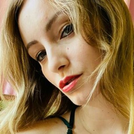 Mistress Victoria Lynn