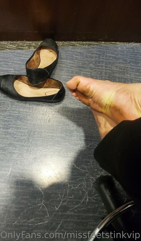 Missfeetstinkvip