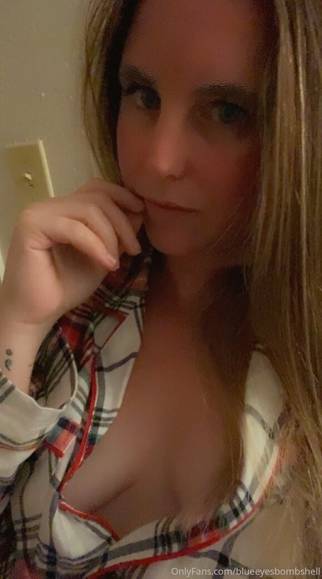 Blueeyesbombshell