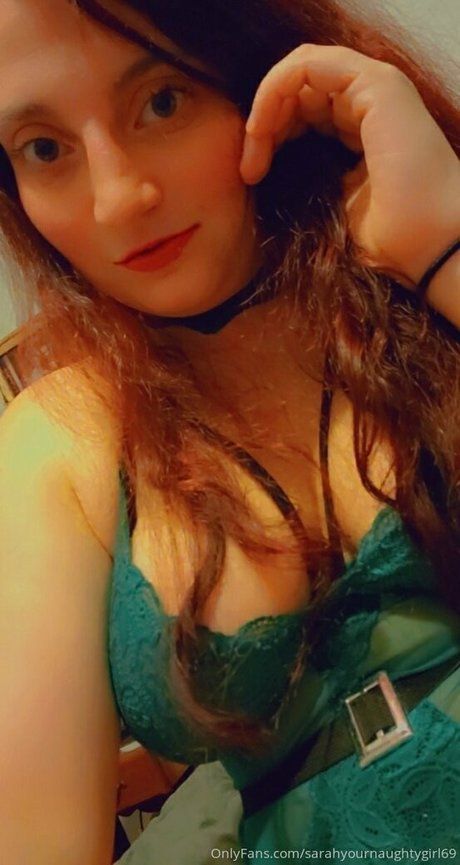 Sarahyournaughtygirl69