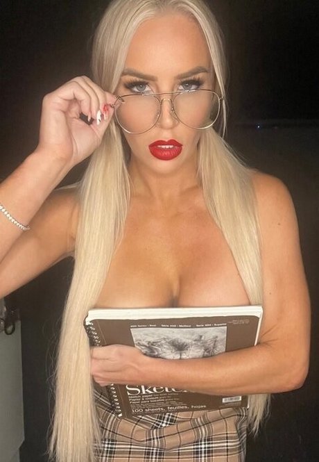 Dana Brooke