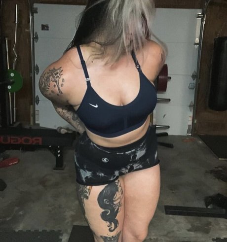 Professionalweakgirl