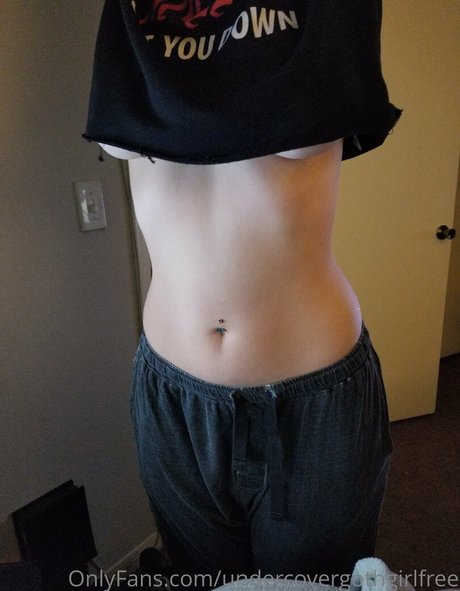 Undercovergothgirlfree