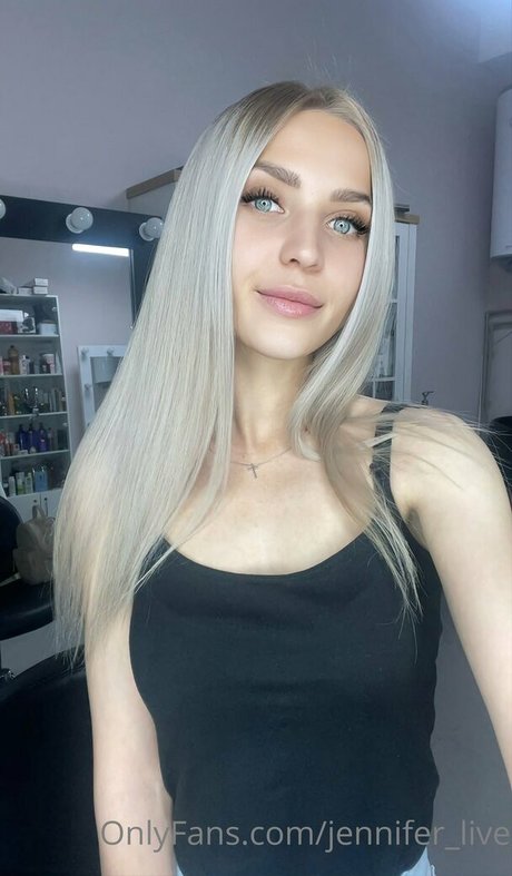 Jenniferlive  nude leaked OnlyFans photo