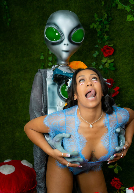 Thatonegirlmikeyvlogs