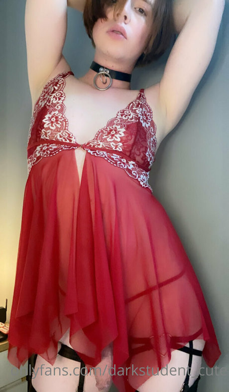 Darkstudentcute