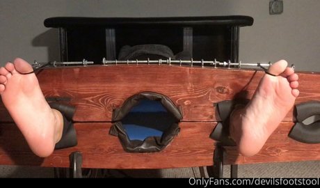 Devilsfootstool