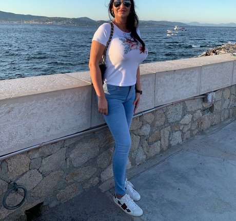 Elisabettamediterraneagirl