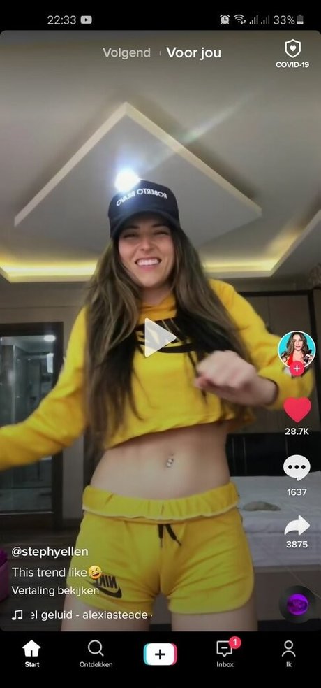 Stephanie Ellen Almeida