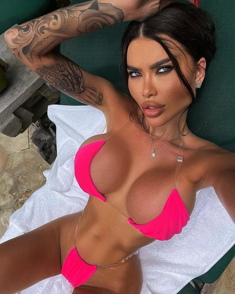 Miss Valeriakalinina