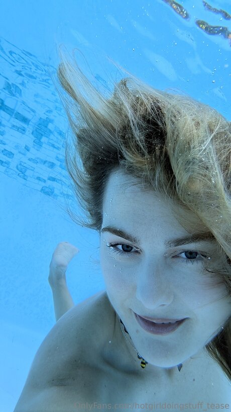 Hotgirldoingstuff Tease