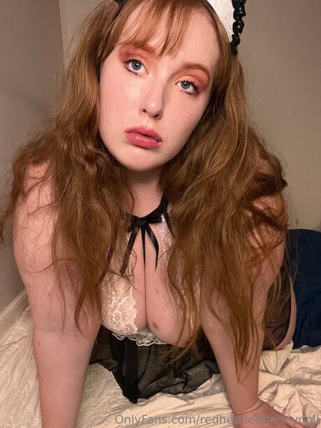 Redheadedhoneydoll